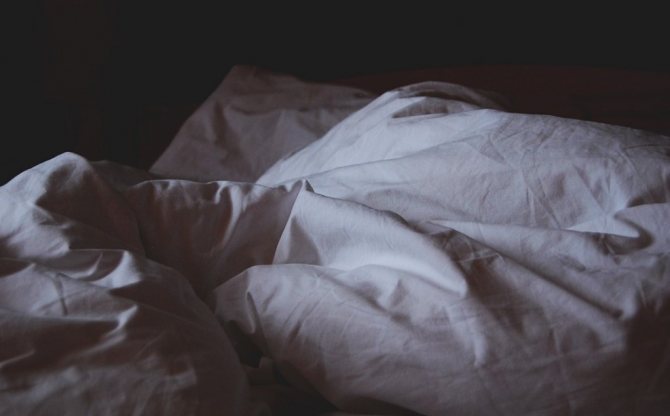 Нужно ли гладить постельное белье?